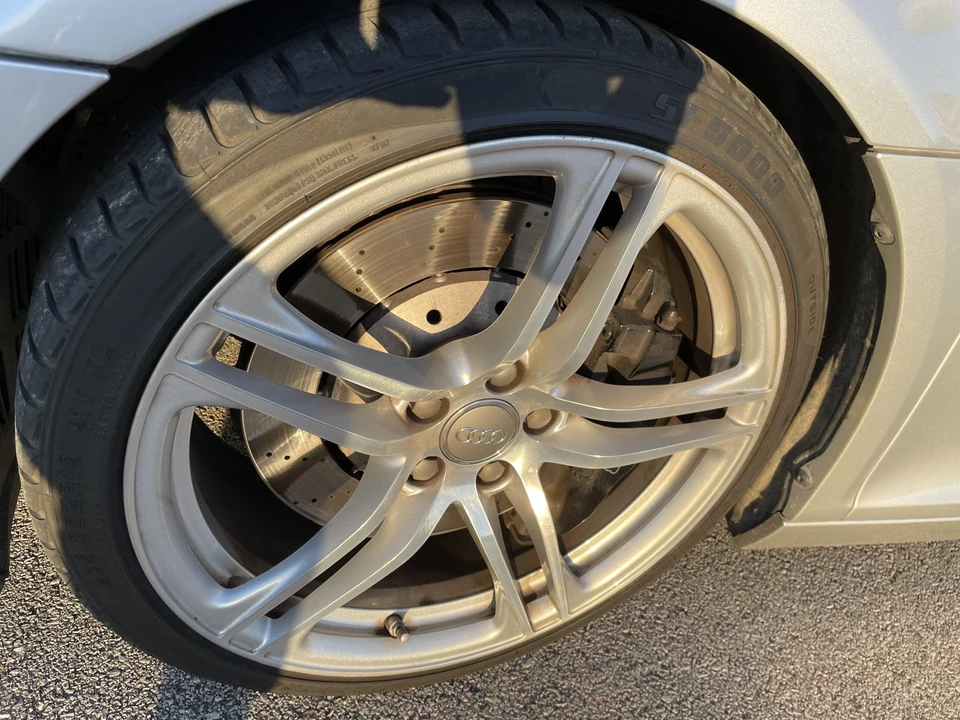 2009 Audi 42 R8 - Image 20 of 31