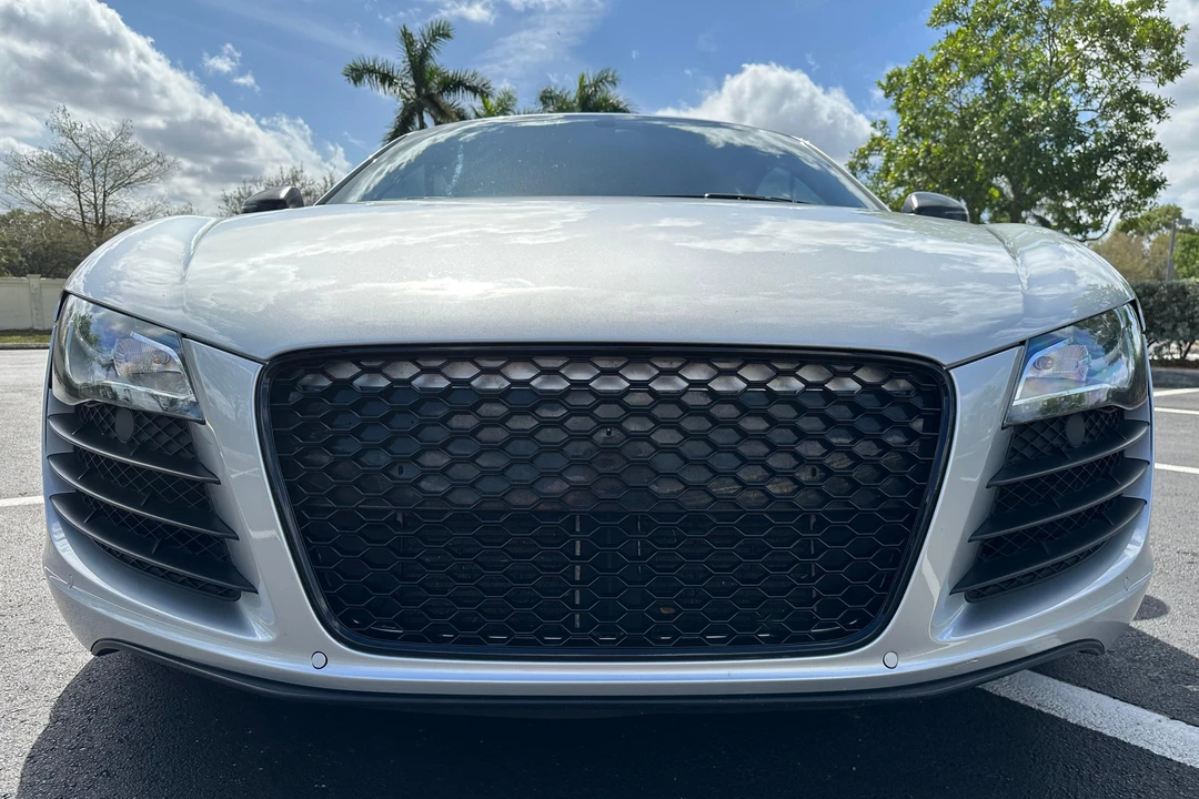 2009 Audi 42 R8 - Image 2 of 31