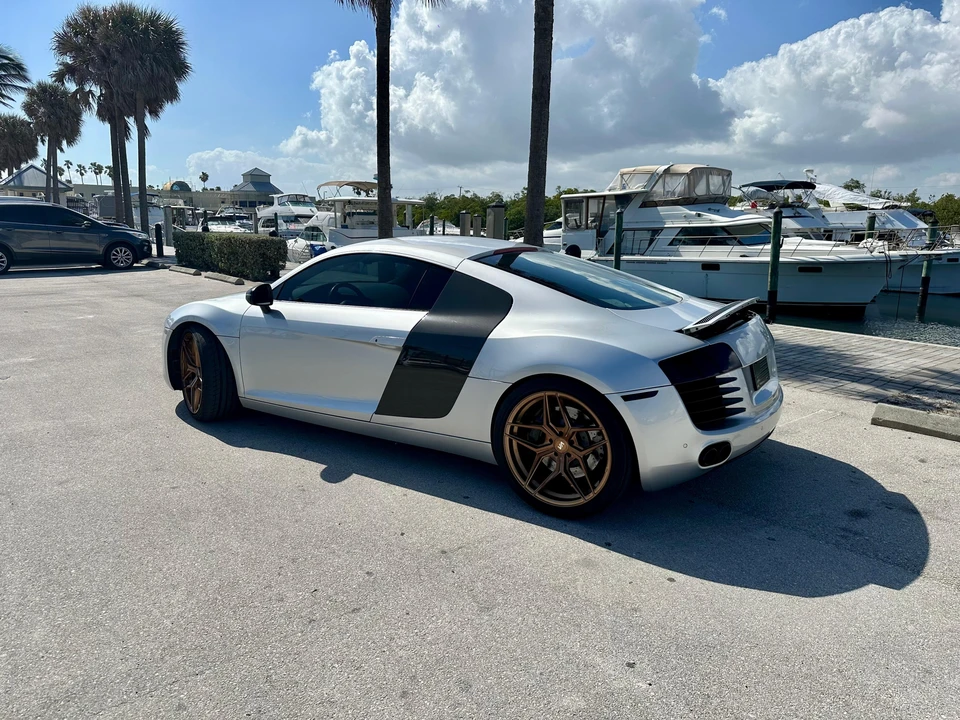 2009 Audi 42 R8 - Image 7 of 31