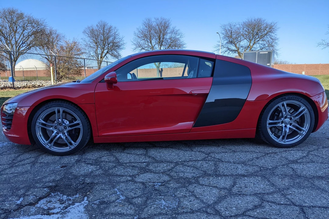 2009 Audi 42 R8 - Image 3 of 31