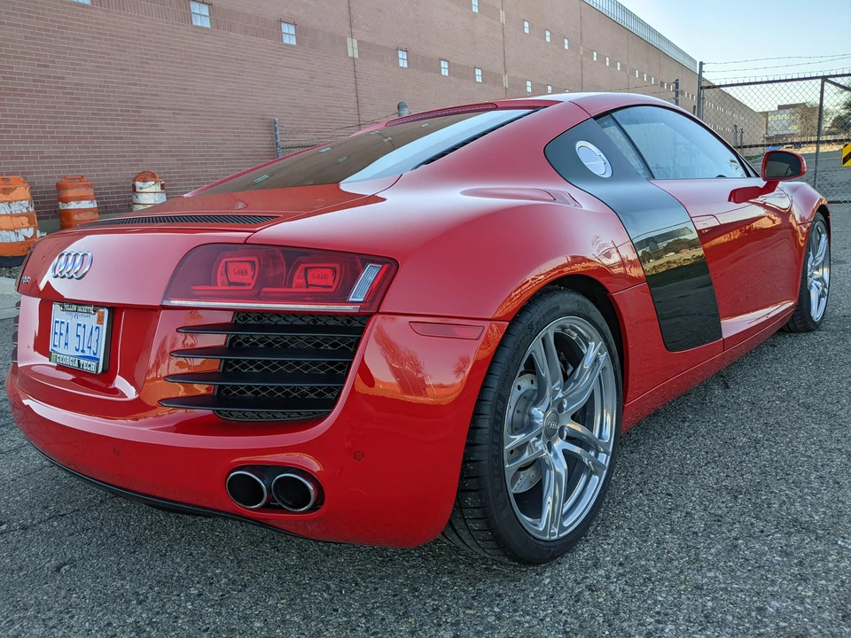 2009 Audi 42 R8 - Image 9 of 31