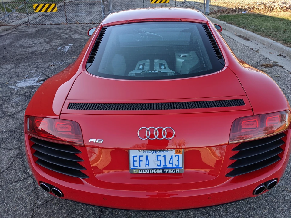 2009 Audi 42 R8 - Image 8 of 31