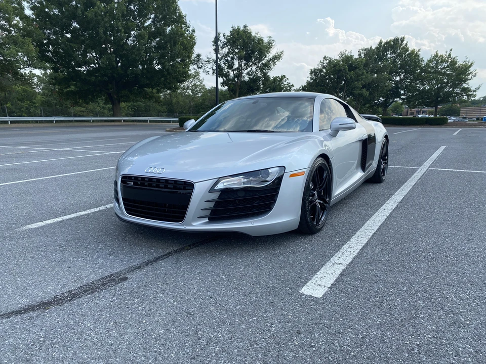 2009 Audi 42 R8 - Image 8 of 31