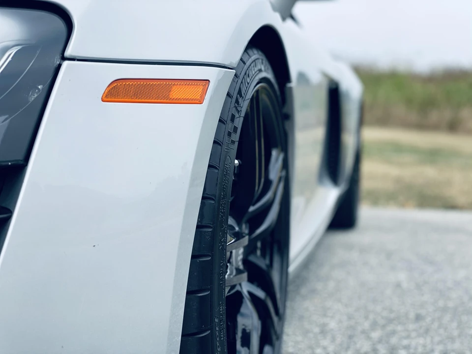 2009 Audi 42 R8 - Image 29 of 31