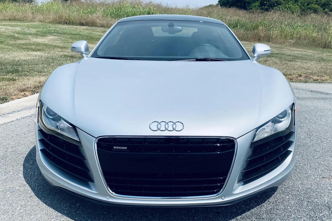 2009 Audi 42 R8 - Image 2 of 31