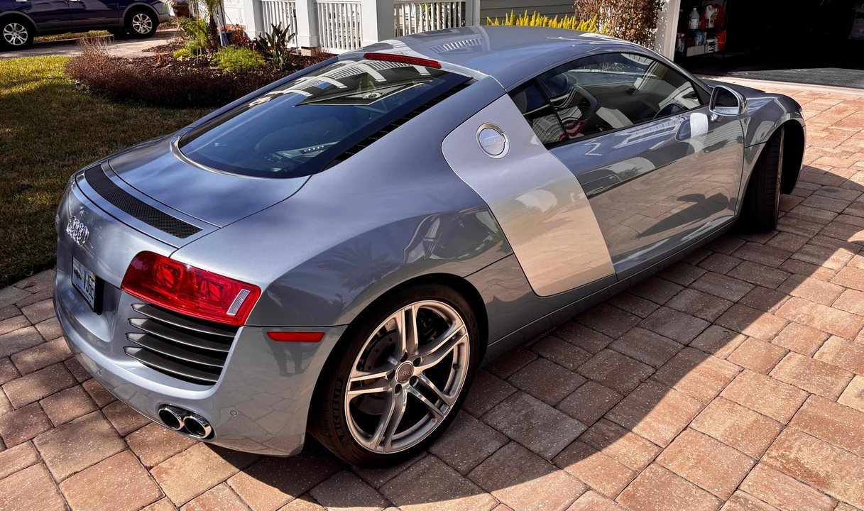 2009 Audi 42 R8 - Image 14 of 31