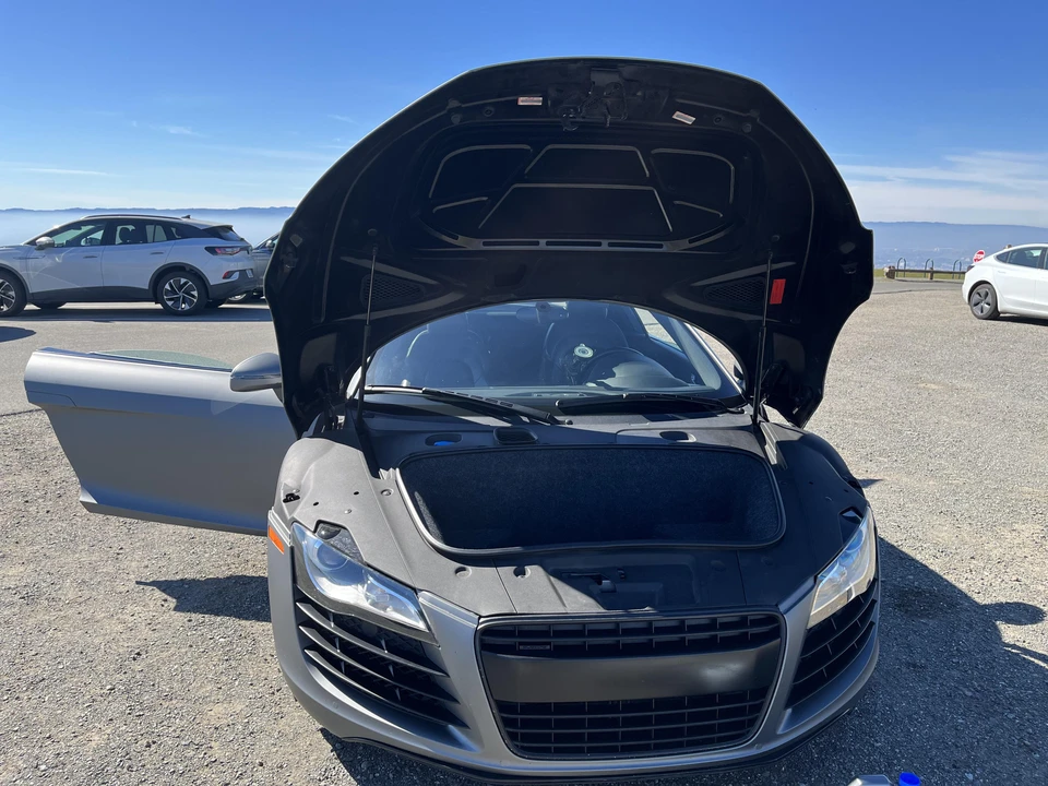 2009 Audi 42 R8 - Image 8 of 31