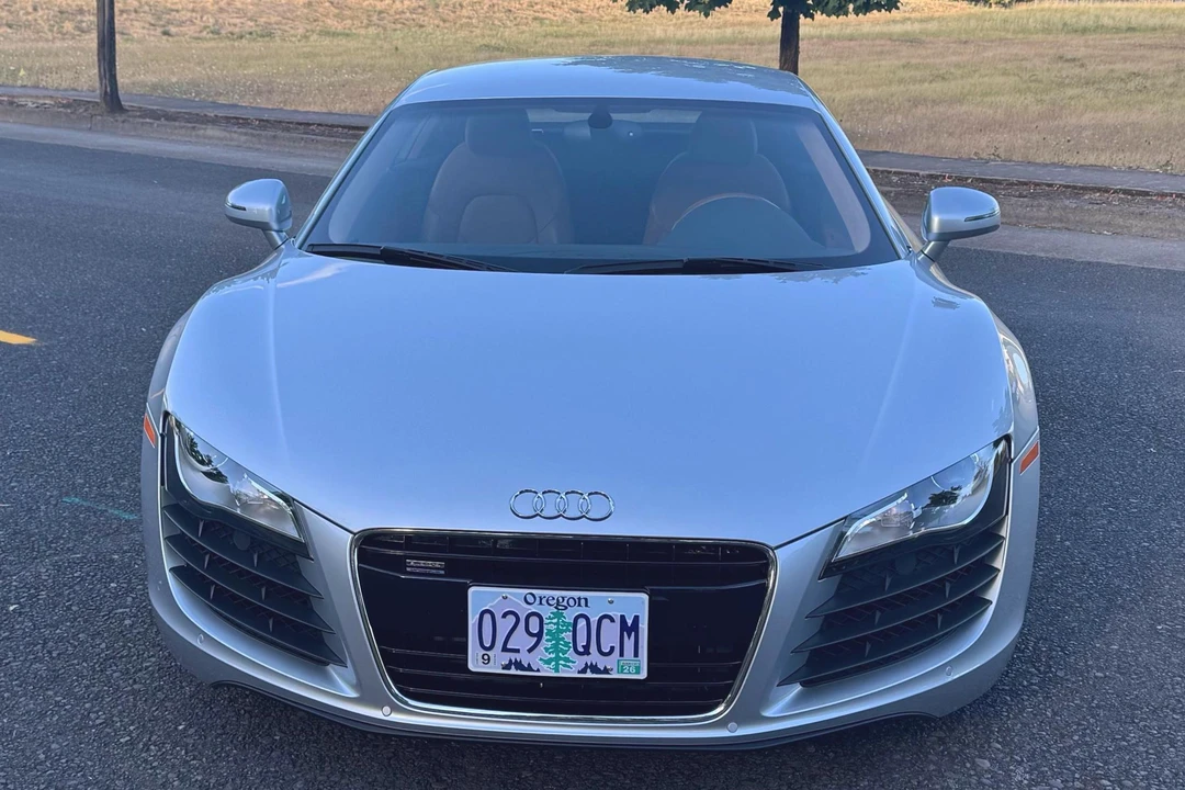 2009 Audi 42 R8 - Image 2 of 31