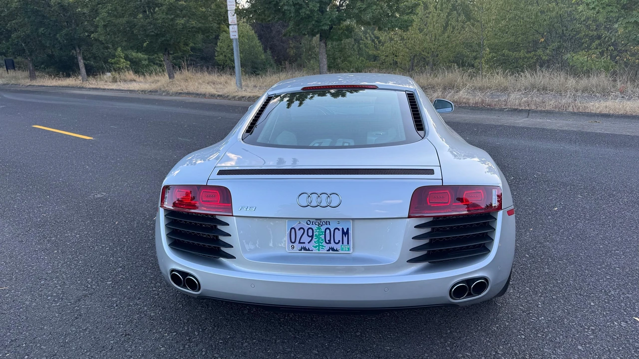 2009 Audi 42 R8 - Image 11 of 31