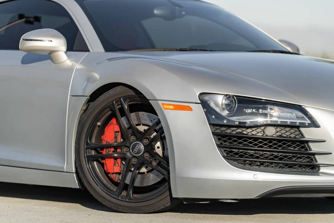 2009 Audi 42 R8 - Image 28 of 31