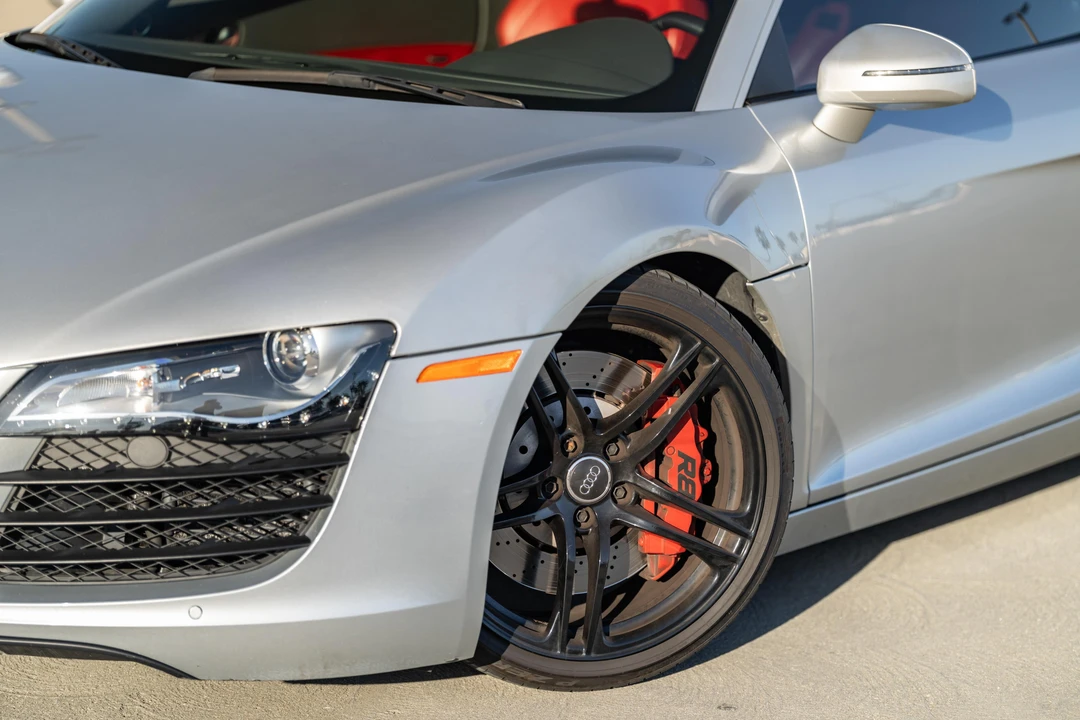 2009 Audi 42 R8 - Image 16 of 31