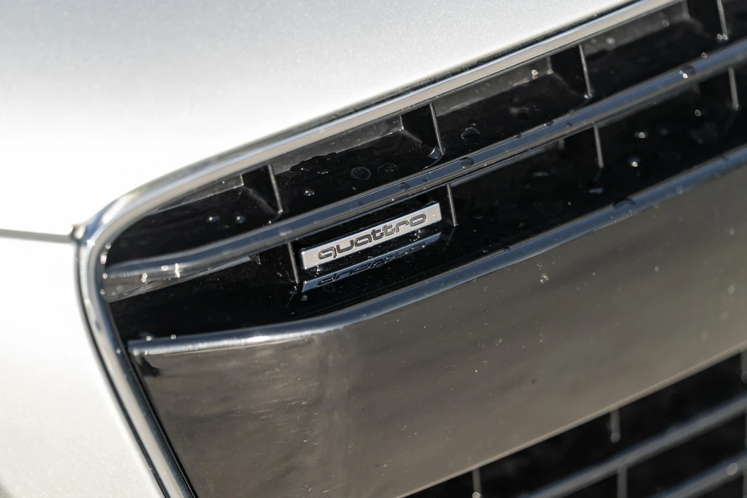 2009 Audi 42 R8 - Image 12 of 31