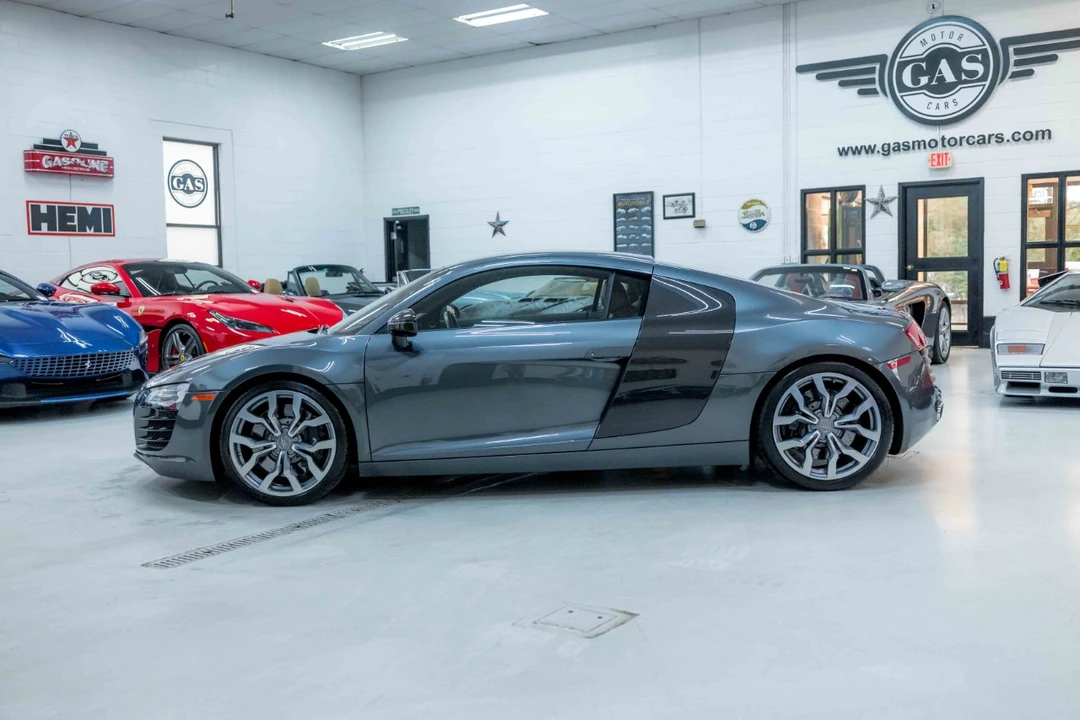 2009 Audi 42 R8 - Image 10 of 12