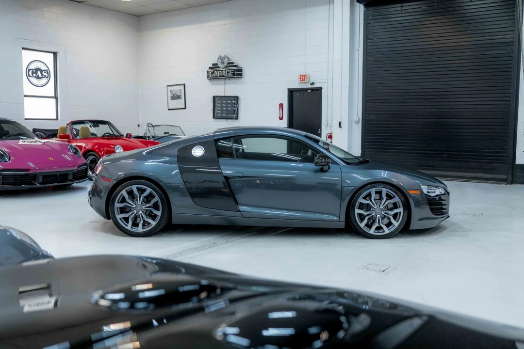 2009 Audi 42 R8 - Image 6 of 12