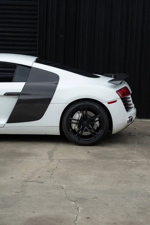 2009 Audi 42 R8 - Image 12 of 15