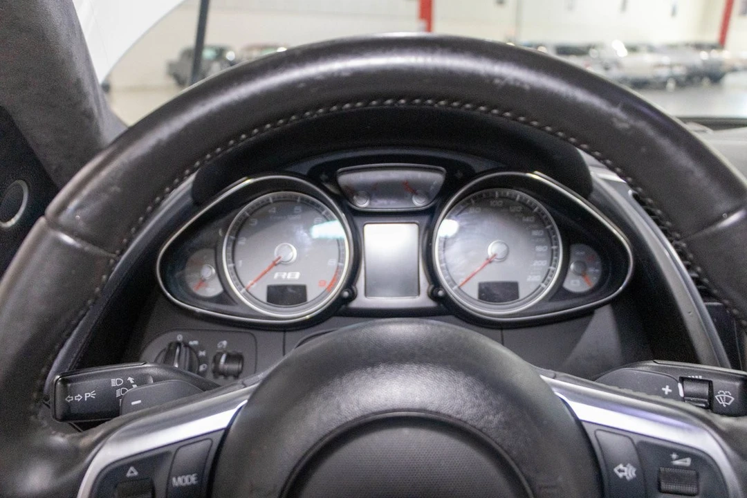 2009 Audi 42 R8 - Image 13 of 31
