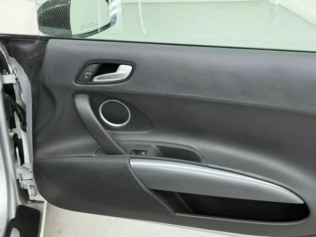 2009 Audi 42 R8 - Image 16 of 31