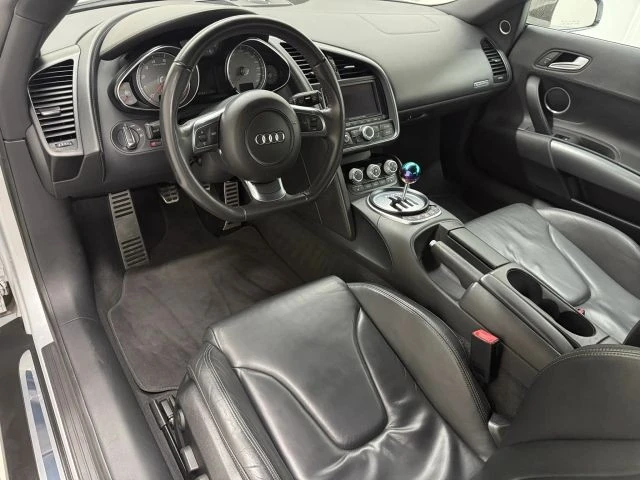 2009 Audi - Image 2 of 31
