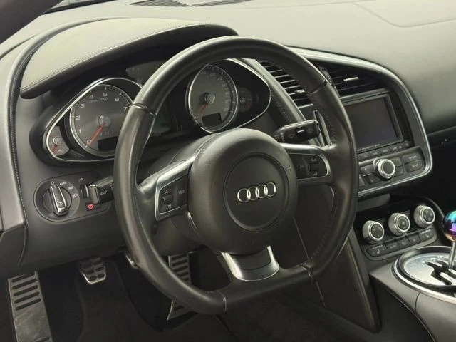 2009 Audi - Image 17 of 31