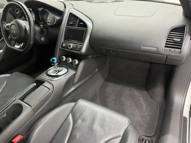 2009 Audi 42 R8 - Image 10 of 31