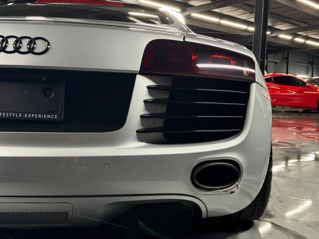 2009 Audi 42 R8 - Image 13 of 27