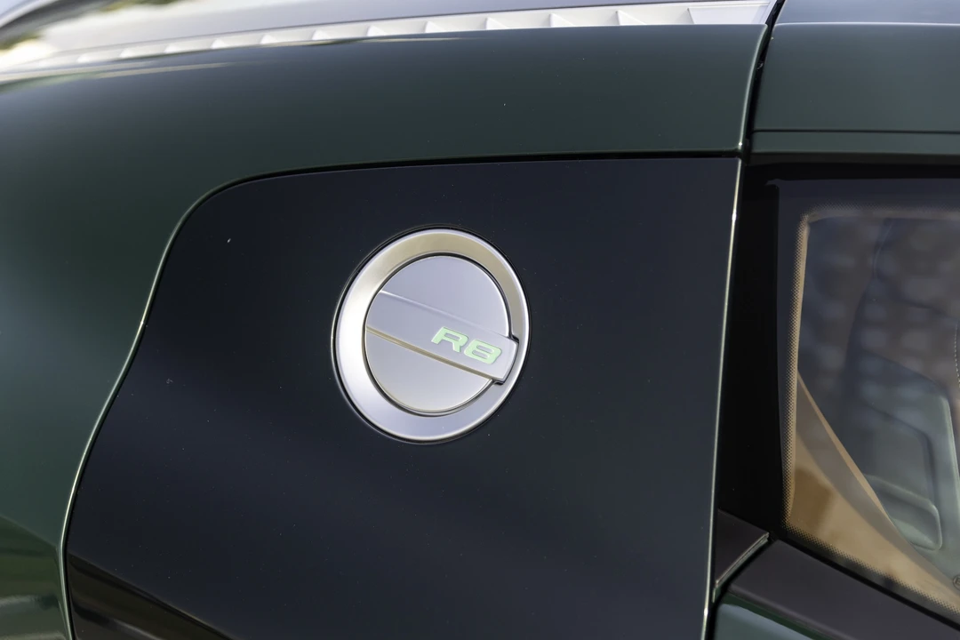 2009 Audi 42 R8 - Image 17 of 31