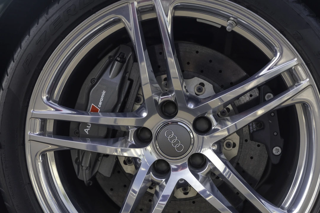 2009 Audi 42 R8 - Image 23 of 31