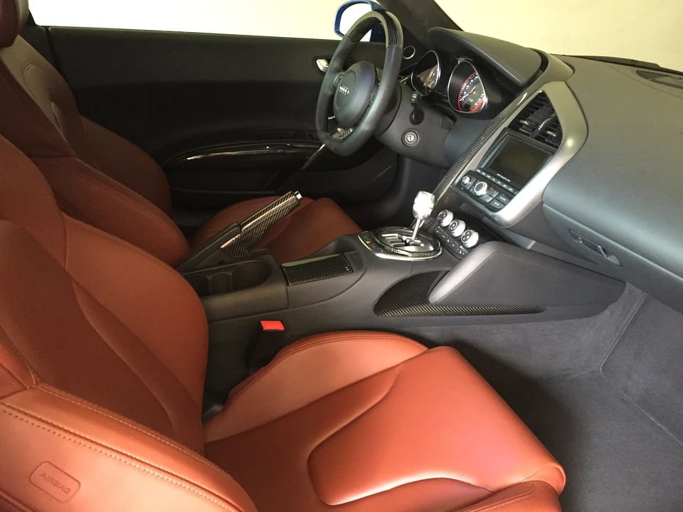 2009 Audi 42 R8 - Image 6 of 10