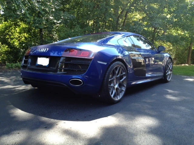 2009 Audi 42 R8 - Image 2 of 5