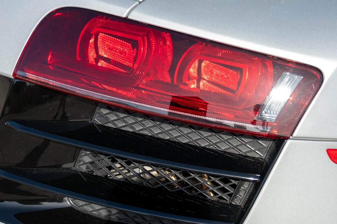 2009 Audi 42 R8 - Image 29 of 31