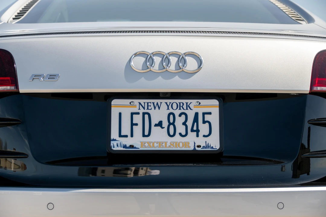 2009 Audi 42 R8 - Image 27 of 31