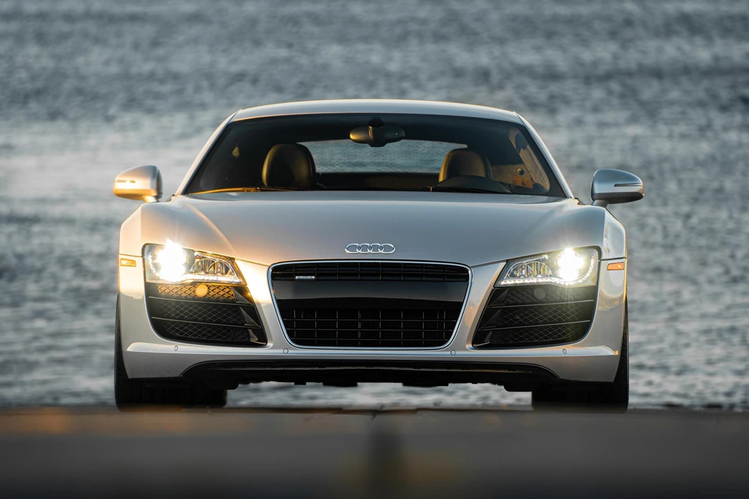 2009 Audi 42 R8 - Image 2 of 31