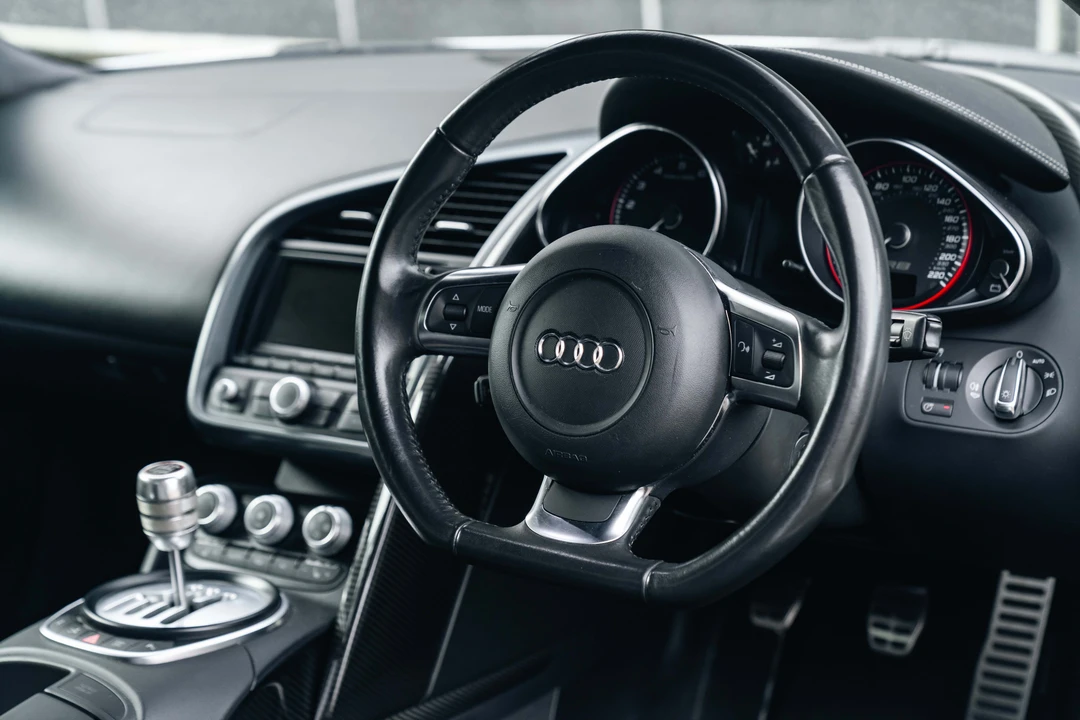 2009 Audi 42 R8 - Image 4 of 16