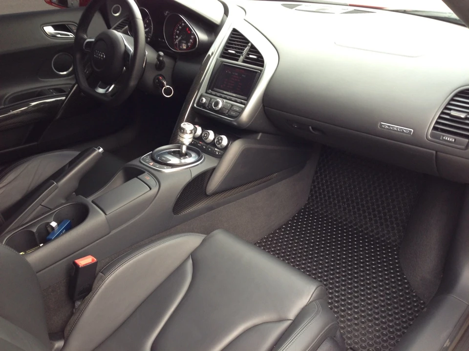 2009 Audi 42 R8 - Image 12 of 31
