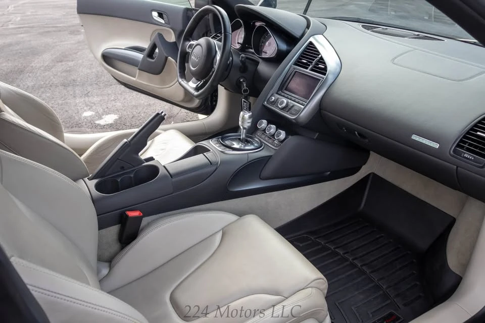 2009 Audi 42 R8 - Image 15 of 20