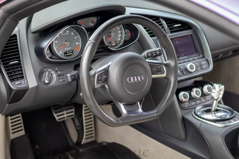 2009 Audi 42 R8 - Image 10 of 20