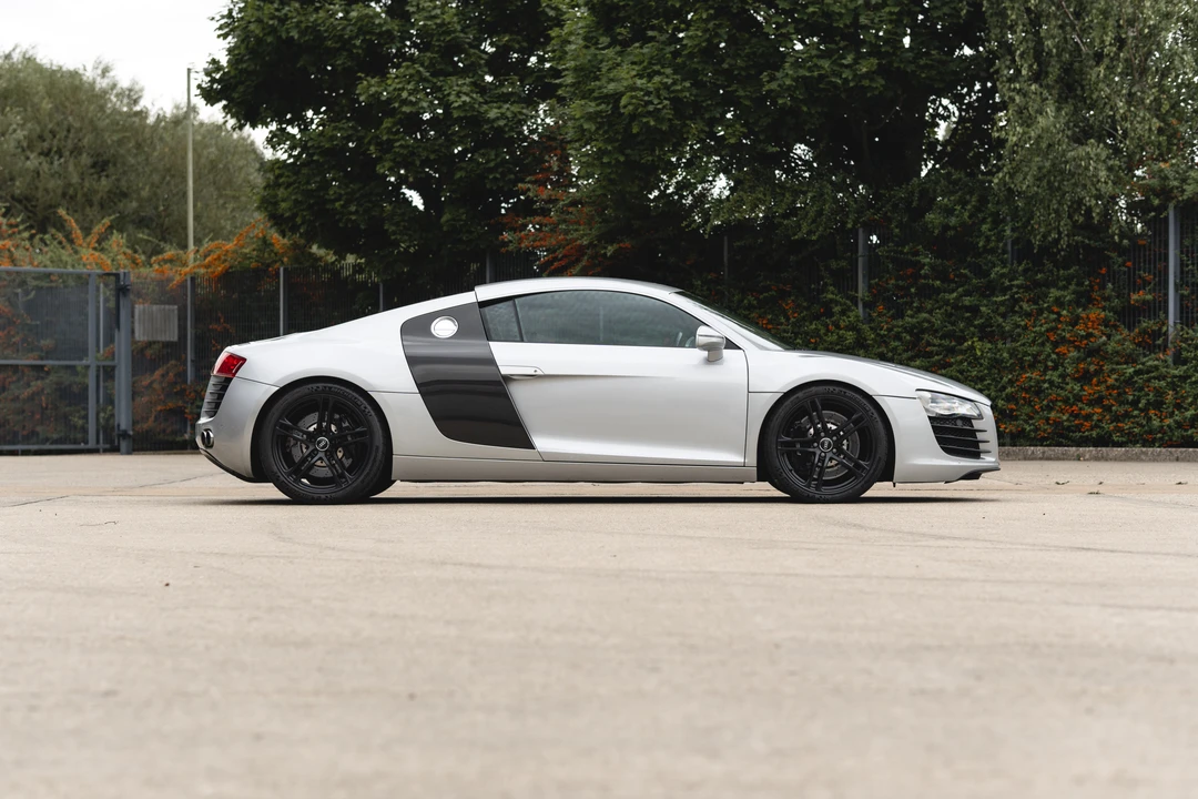 2009 Audi 42 R8 - Image 8 of 31