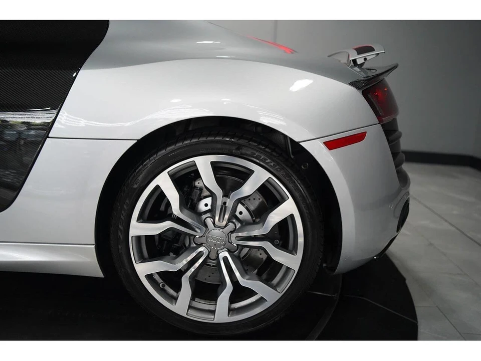 2009 Audi 42 R8 - Image 21 of 31