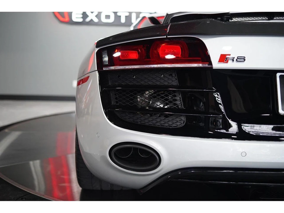 2009 Audi 42 R8 - Image 29 of 31