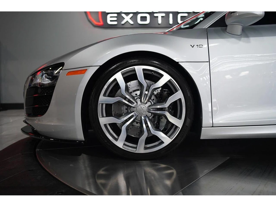 2009 Audi 42 R8 - Image 15 of 31