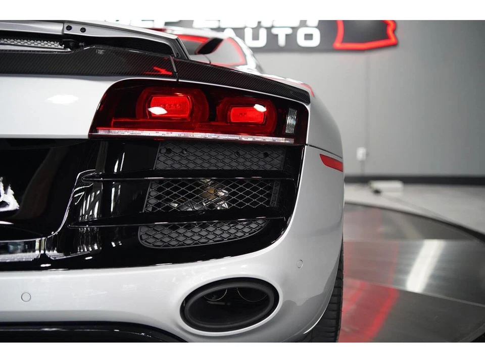 2009 Audi 42 R8 - Image 30 of 31