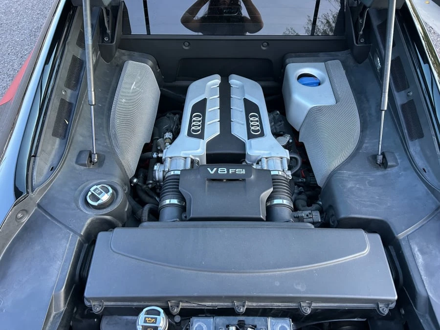 2009 Audi 42 R8 - Image 16 of 16