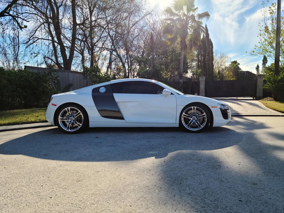 2009 Audi 42 R8 - Image 10 of 31
