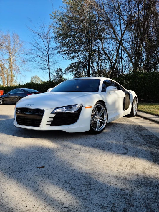 2009 Audi 42 R8 - Image 2 of 31