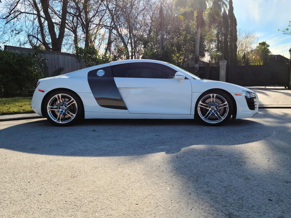 2009 Audi 42 R8 - Image 9 of 31