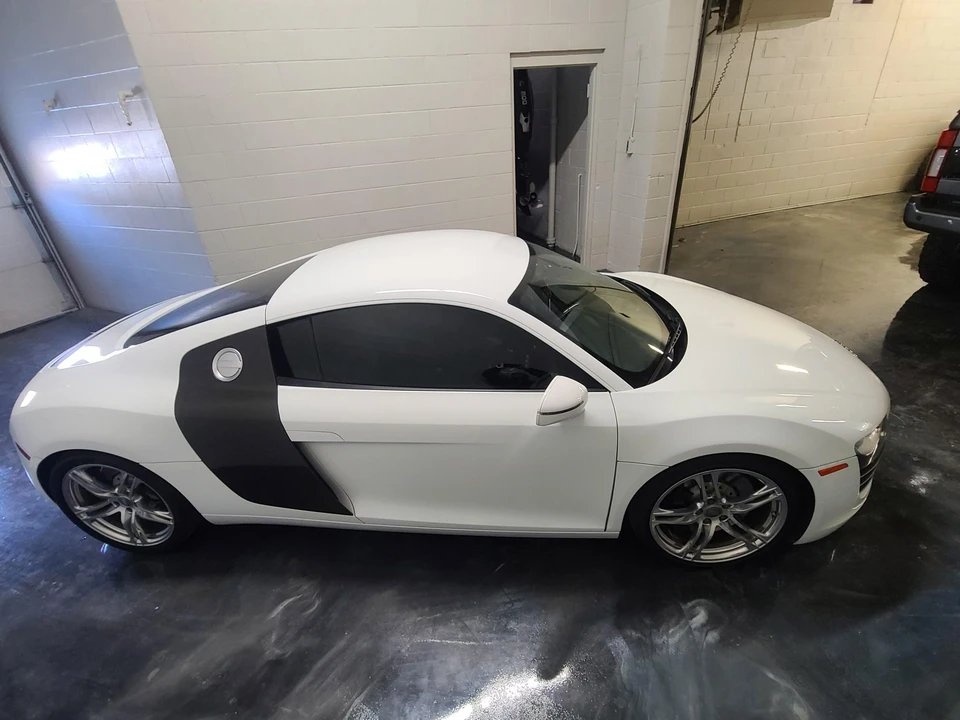 2009 Audi 42 R8 - Image 16 of 31