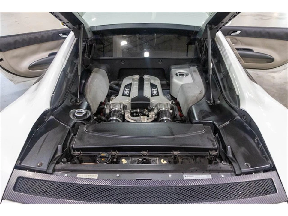 2009 Audi 42 R8 - Image 17 of 31