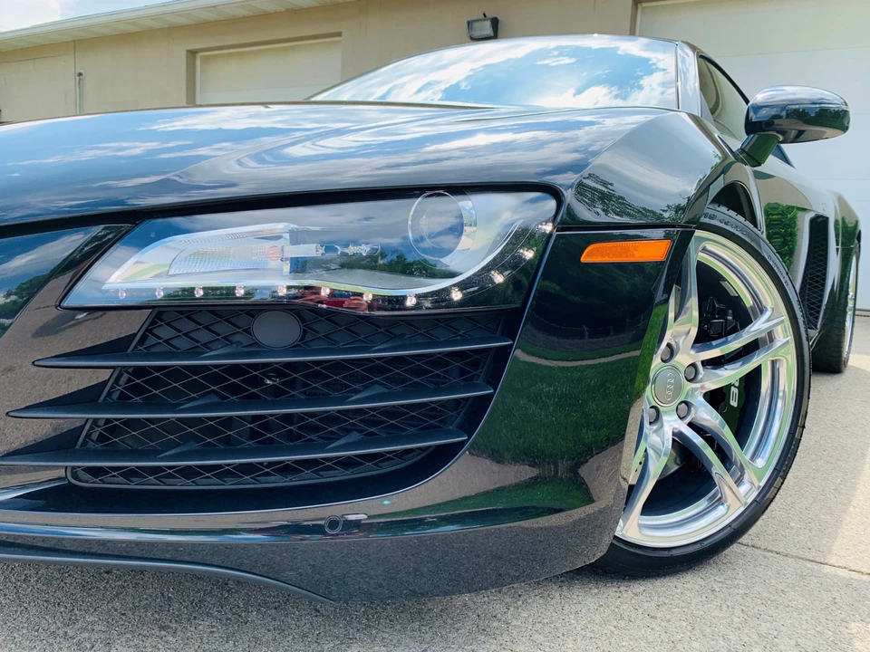 2009 Audi 42 R8 - Image 29 of 31