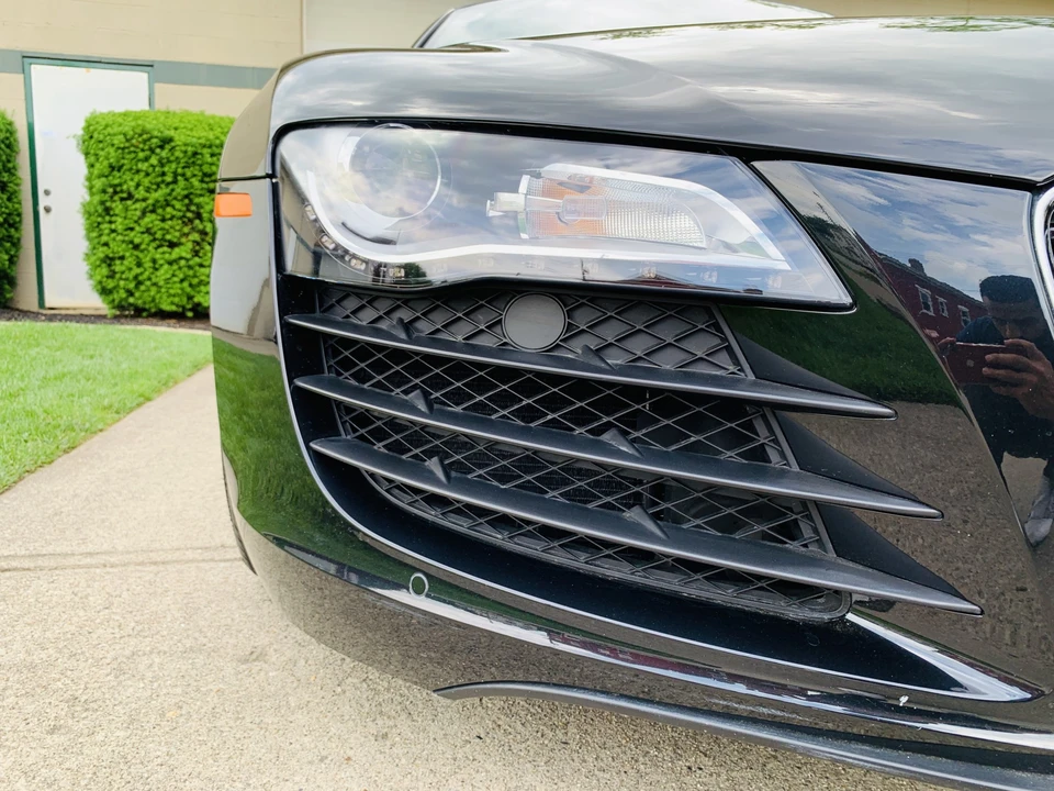 2009 Audi 42 R8 - Image 28 of 31