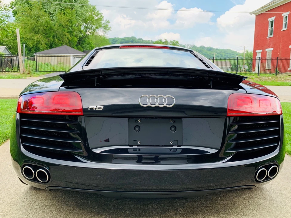 2009 Audi 42 R8 - Image 16 of 31